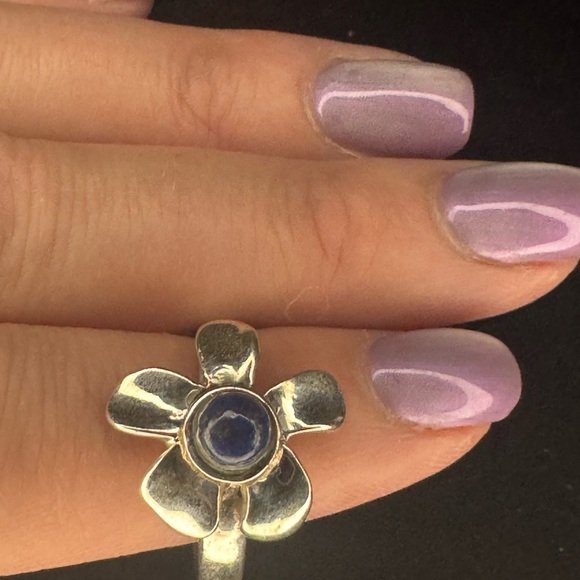925 sterling Silver Flower Ring with lapis stone - Picture 1 of 3